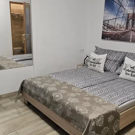 Mp Center Maganszallas Μίσκολτς