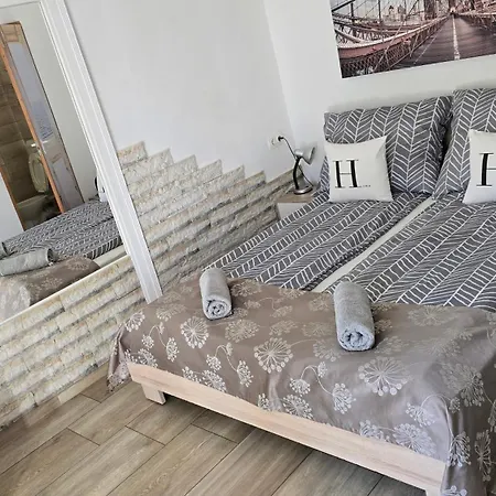 Mp Center Maganszallas Appartement Miskolc