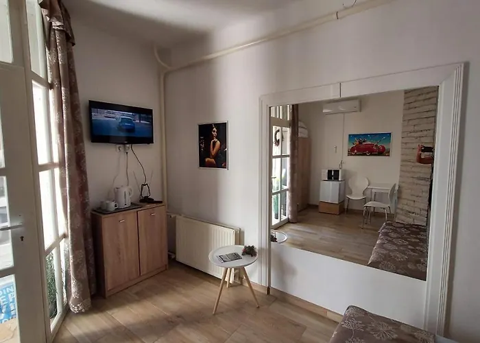Mp Center Maganszallas